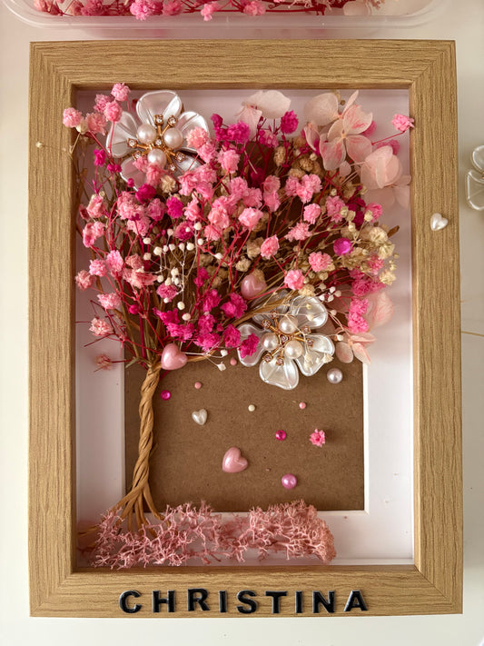 Cadre fait main arbre aux fleurs séchées,personnalisé avec le nom