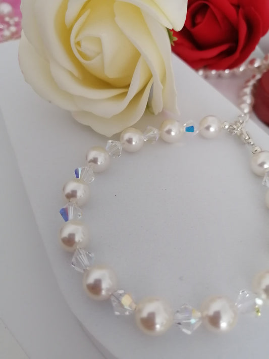 Bracelet en perles 8mm et cristaux Swarovski 6mm