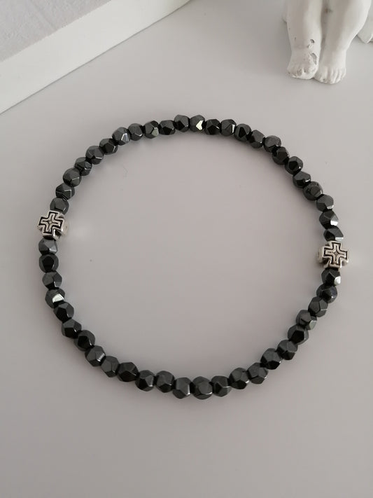 Bracelet Hématite à facettes croix