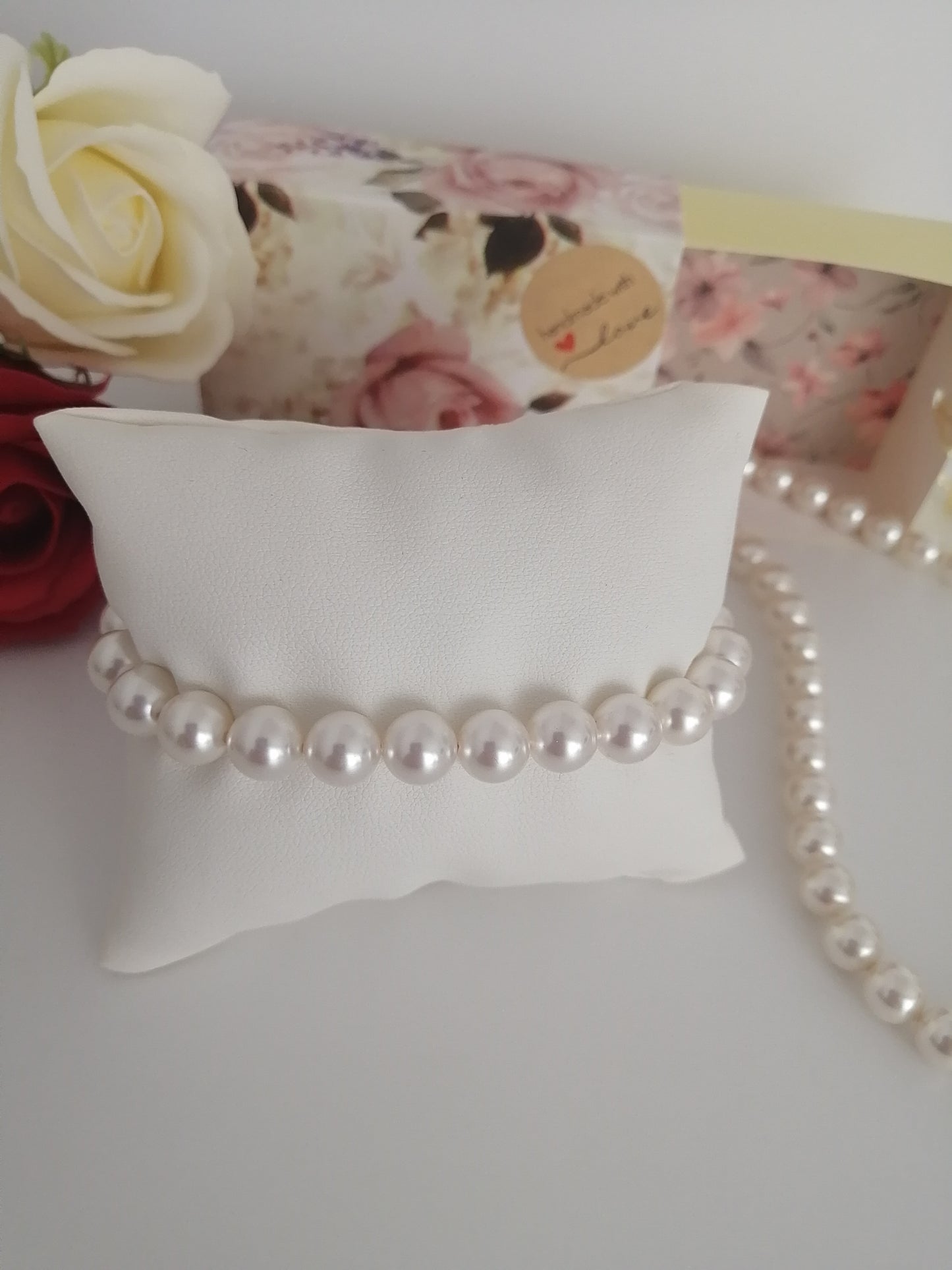 8mm Swarovki pearl bracelet