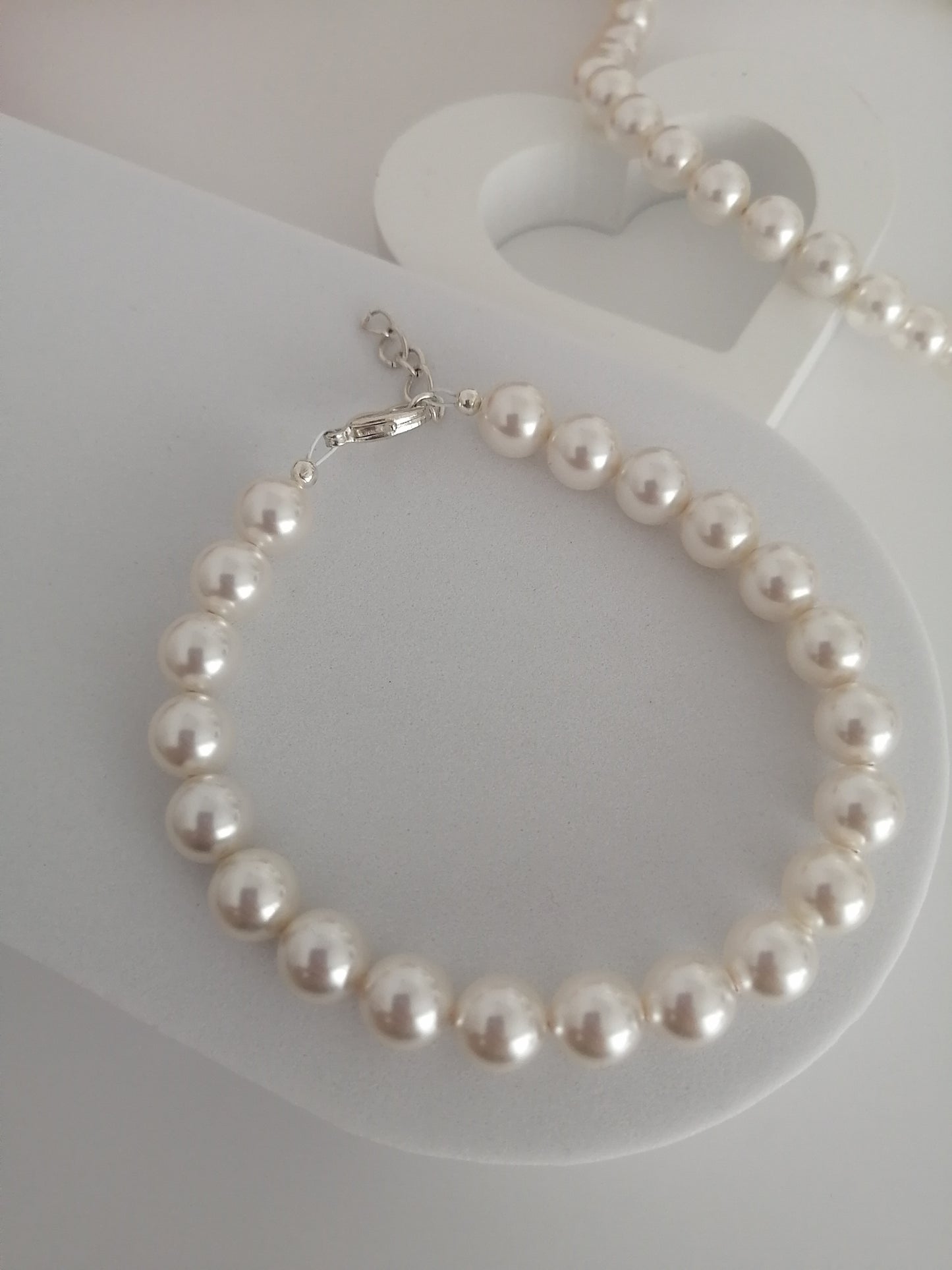 8mm Swarovki pearl bracelet