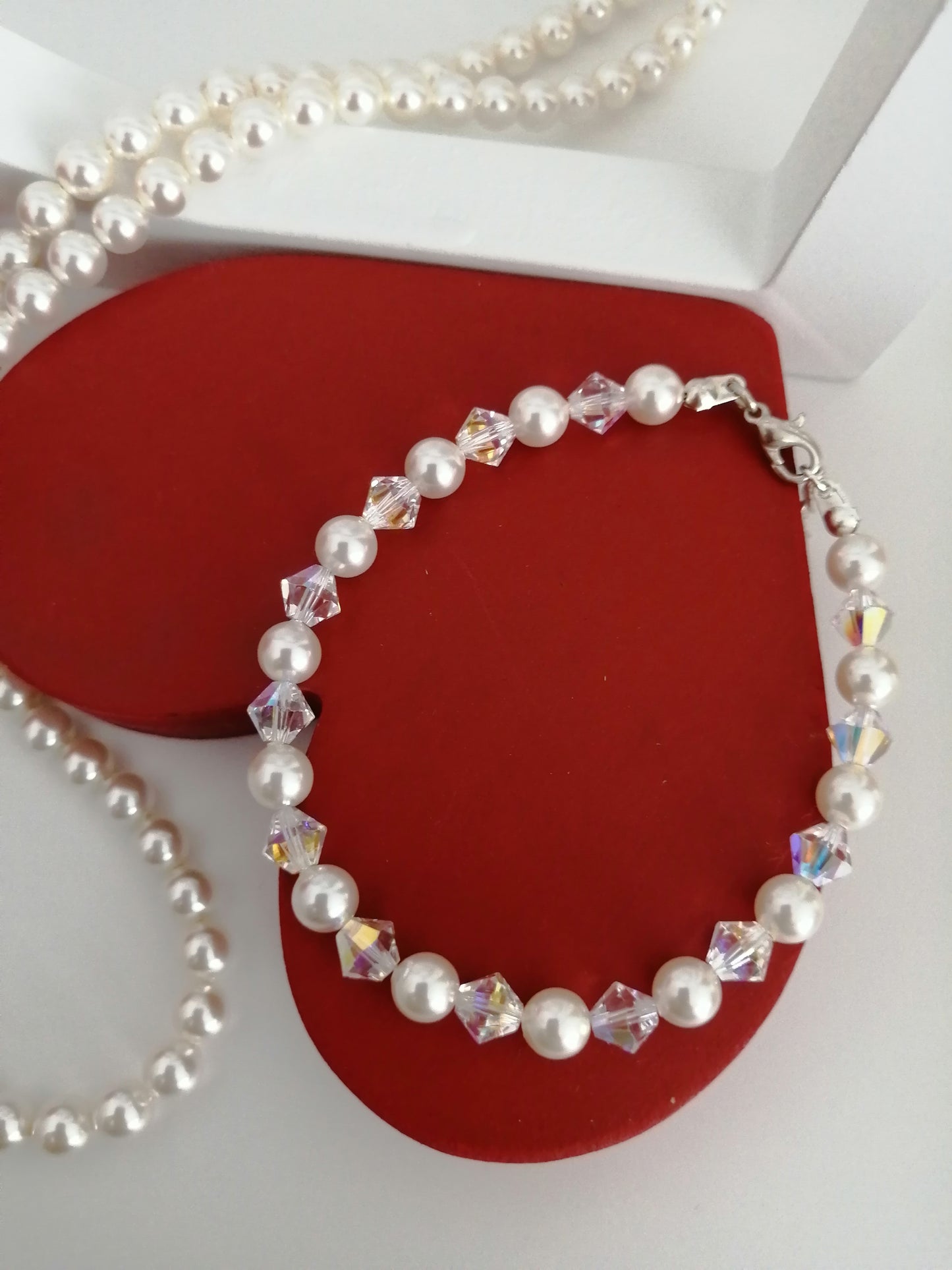 Bracelet en perles et cristaux Swarovski 6mm