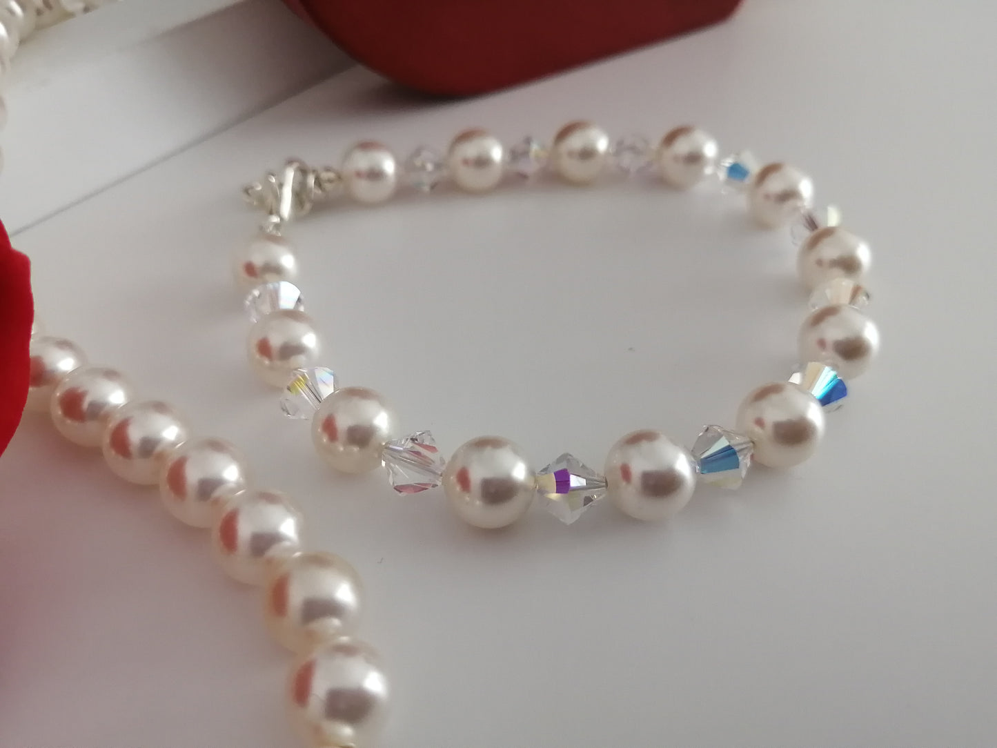 Bracelet en perles 8mm et cristaux Swarovski 6mm