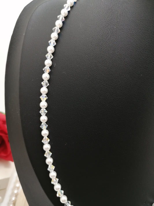 Collier de perles Swarovski 4mm et cristaux Swarovski 4mm argent 925 rhodié
